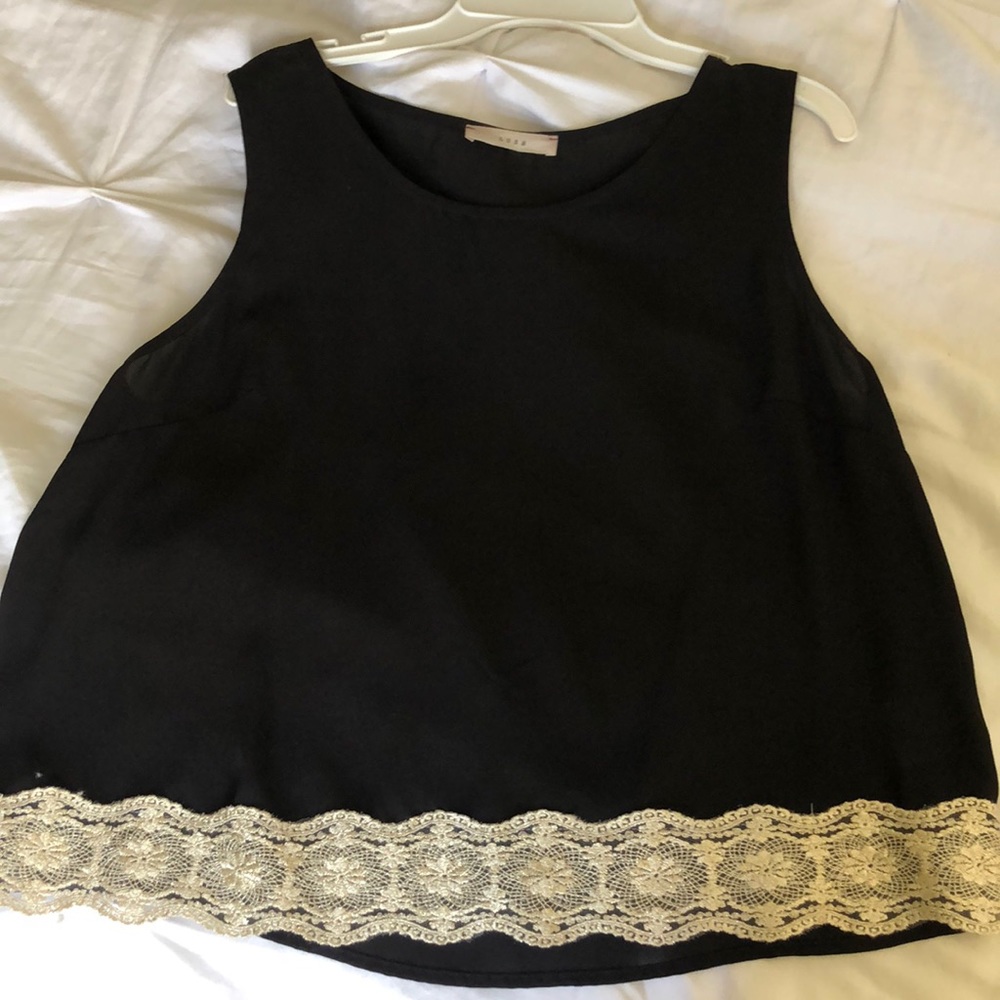 Black Flowy Top